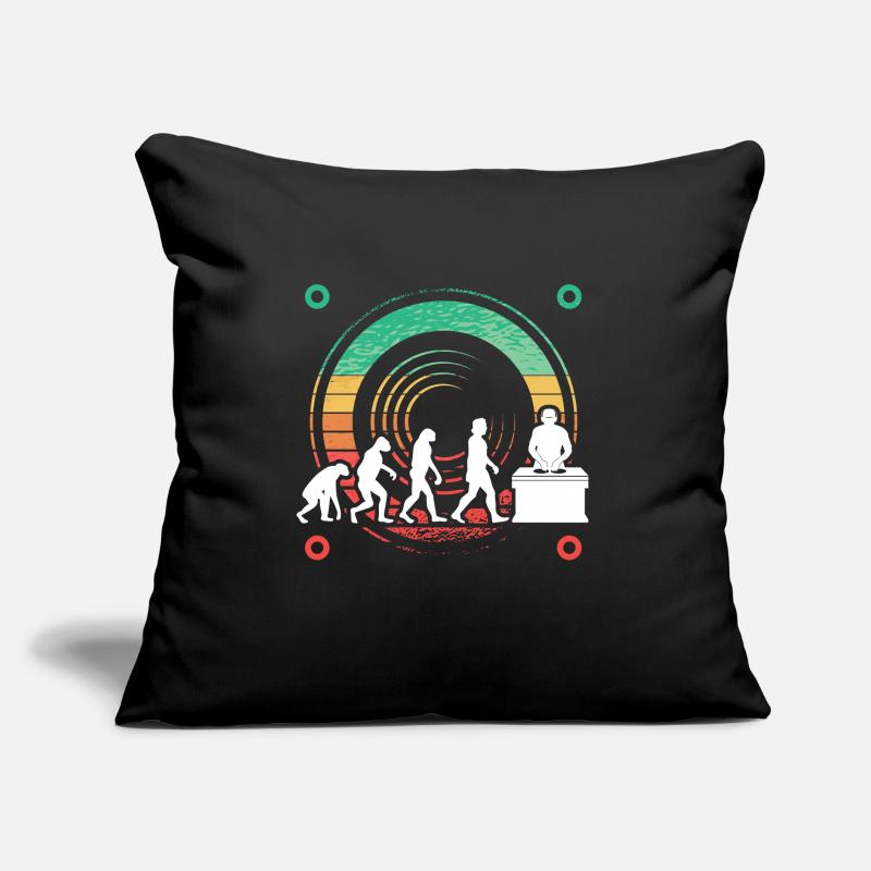 Evolution de l’homme DJ Techno Vinyle Rétro Vintage Coussin et housse de 45 x 45 cm