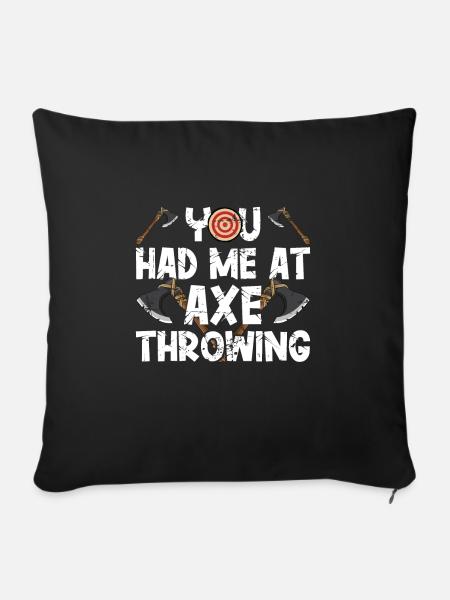 Axt Werfen - Sofakissen mit Füllung 45 x 45 cm - Schwarz
