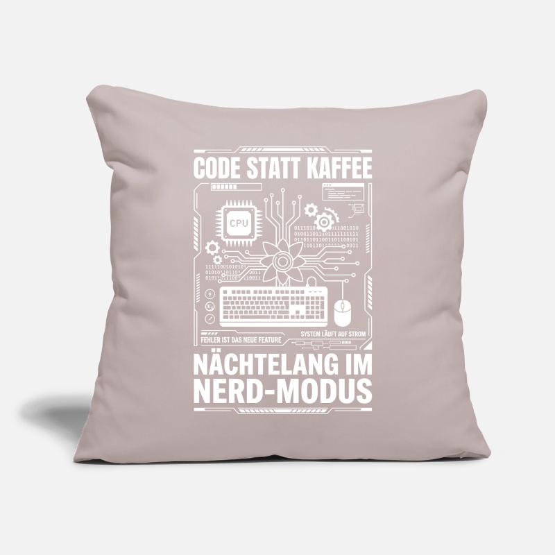 Code statt Kaffee Nerd-Modus Sofakissen mit Füllung 45 x 45 cm