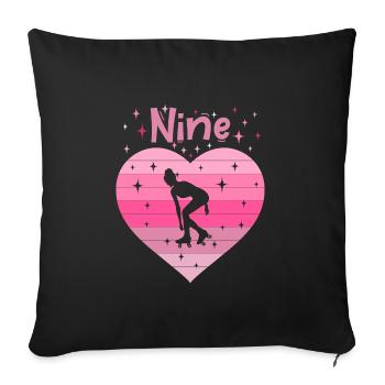 Herz Liebe Sport Rollschuh Mädchen 9. Geburtstag - Sofakissen mit Füllung 45 x 45 cm - Schwarz - Vorne