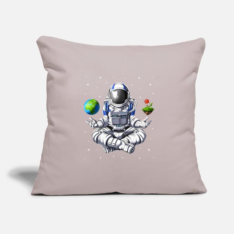 Méditation d’astronaute de l’espace Coussin et housse de 45 x 45 cm