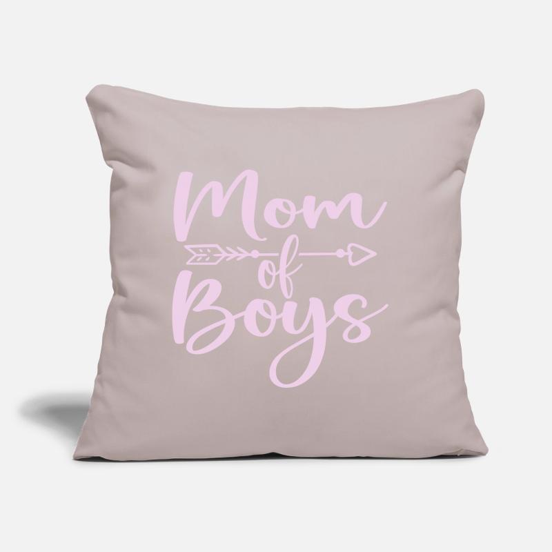 Mama von Jungen - Muttertagsgeschenk Sofakissen mit Füllung 45 x 45 cm