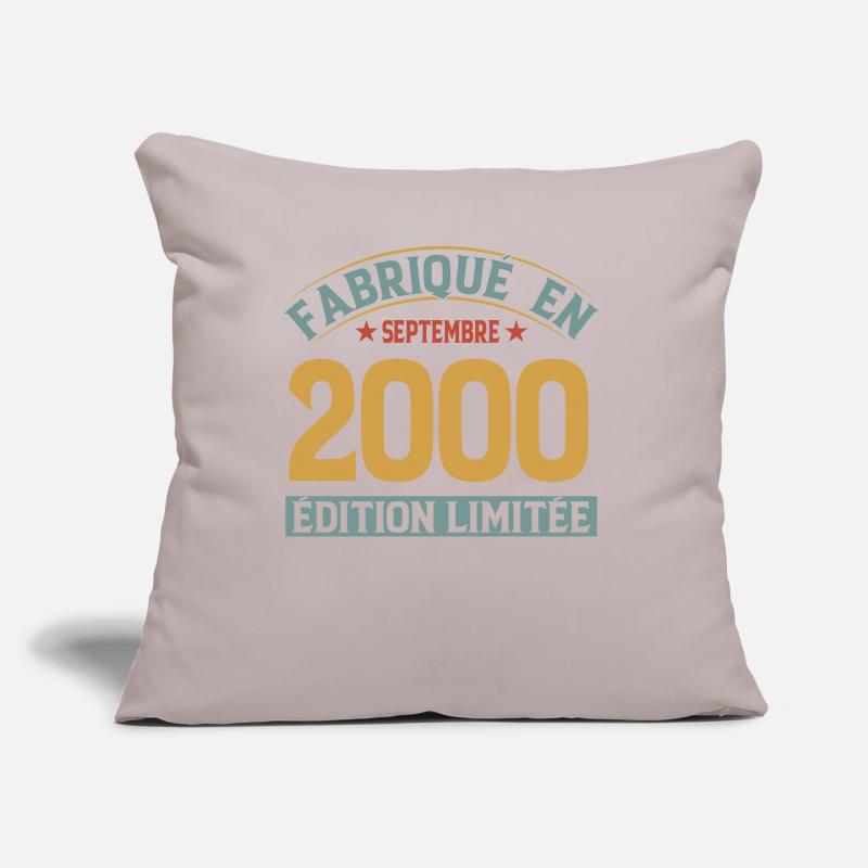 Fabriqué En Septembre 2000 Édition Limitée Coussin et housse de 45 x 45 cm