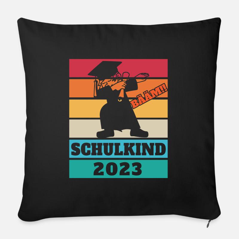 Schulkind 2023 Vintage - Sofakissen mit Füllung 45 x 45 cm - Schwarz