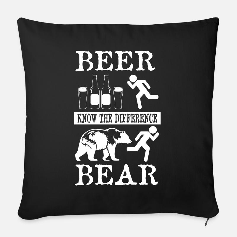 Know The Difference "Beer / Bear" - Sofakissen mit Füllung 45 x 45 cm - Schwarz