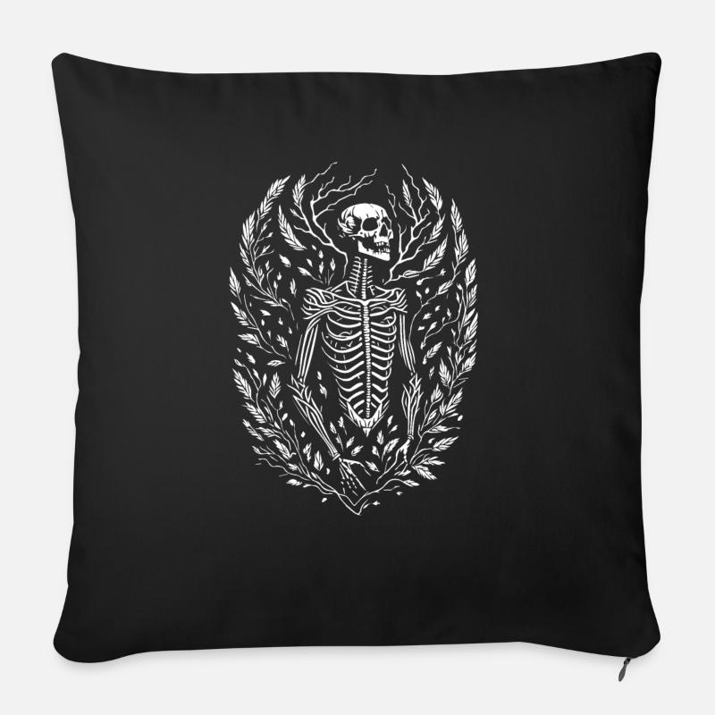 skelett i träsnitt tatuering stil - Soffkudde med stoppning 45 x 45 cm - svart