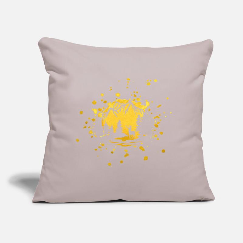 Coucher de soleil doré dans la montagne. Coussin et housse de 45 x 45 cm