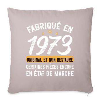 1973 anniversaire année de naissance cadeau humour - Coussin et housse de 45 x 45 cm - taupe clair - Devant