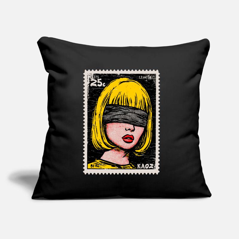 Frau mit Augenbinde im Pop-Art Briefmarke Sofakissen mit Füllung 45 x 45 cm