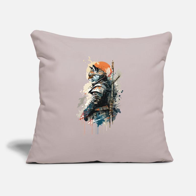 Samurai-Katze trägt eine Uniform Sofakissen mit Füllung 45 x 45 cm