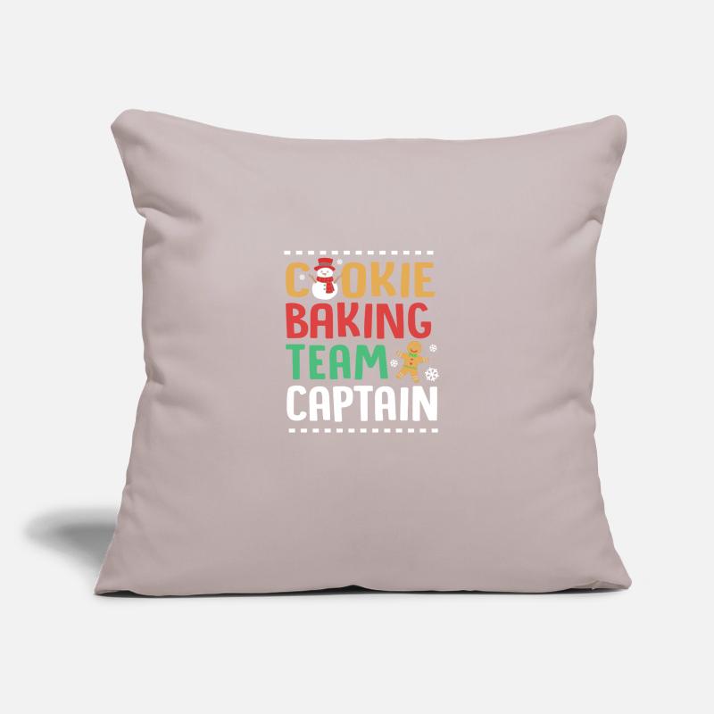 Gingerbread Man Gingerbread Heart Gingerbread Snacking Sofa pillow with filling 45cm x 45cm