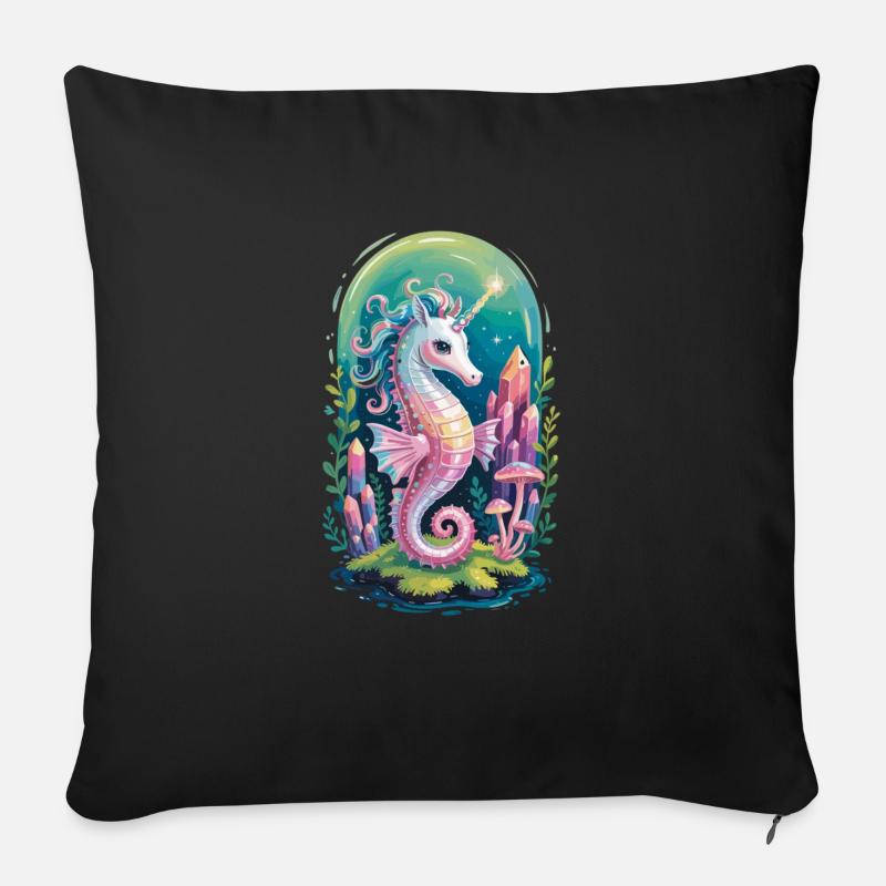 Seepferdchen-Einhorn: Magische Meereswelt - Sofakissen mit Füllung 45 x 45 cm - Schwarz