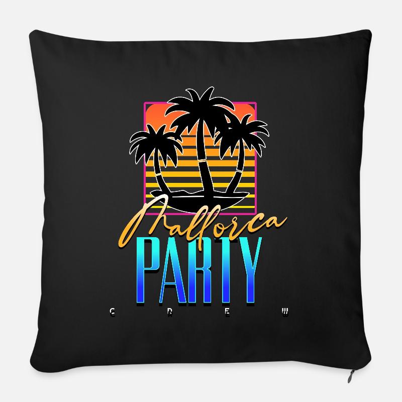 Mallorca Party Crew - Sofakissen mit Füllung 45 x 45 cm - Schwarz