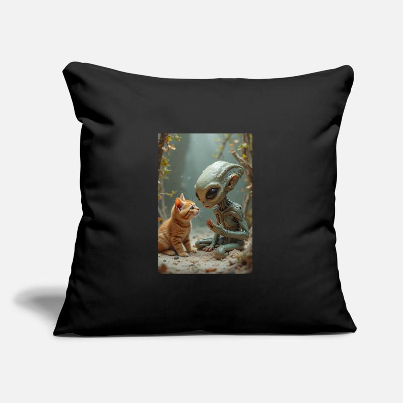 Créature extraterrestre avec chat compagnon Coussin et housse de 45 x 45 cm