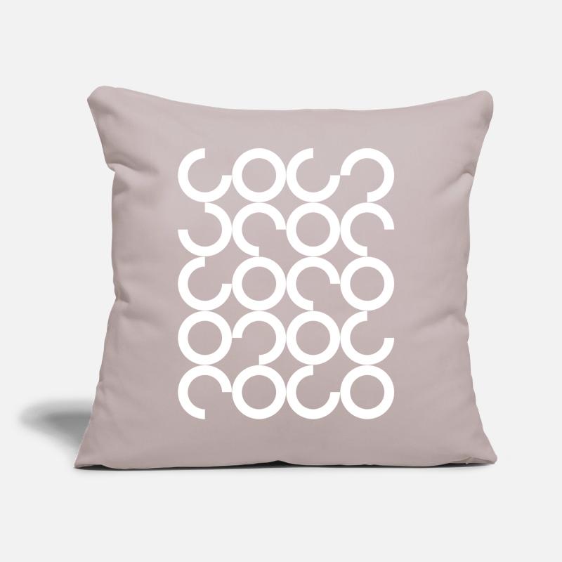 Interlocking Circle Chain Pattern Sofa pillow with filling 45cm x 45cm
