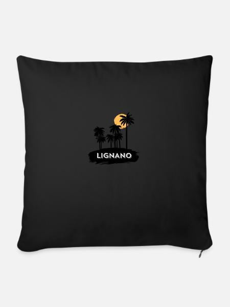 Lignano Trip Holiday - Sofakissen mit Füllung 45 x 45 cm - Schwarz