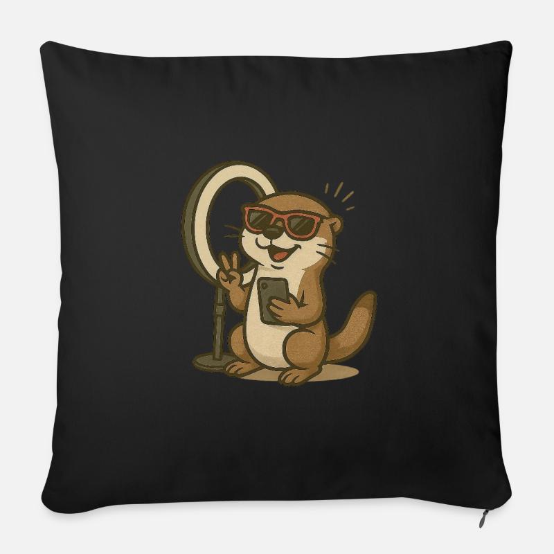 Content Creator Look – Otter als Streamer - Sofakissen mit Füllung 45 x 45 cm - Schwarz