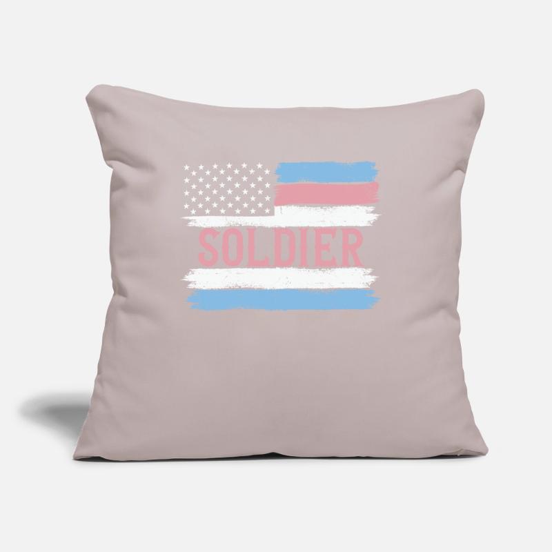 US Pride Fighter Trooper Serviceman Gift Idea Sofakissen mit Füllung 45 x 45 cm