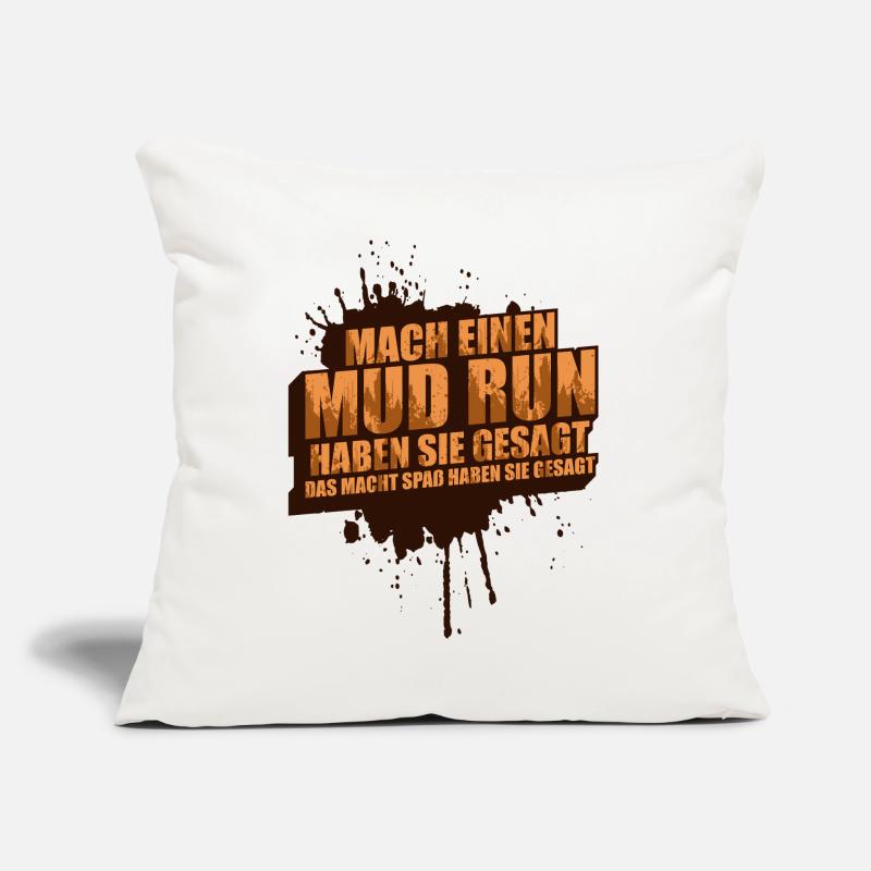 Faire une course dans la boue, une course dans la boue, une course dans la boue, une course dans la boue Coussin et housse de 45 x 45 cm