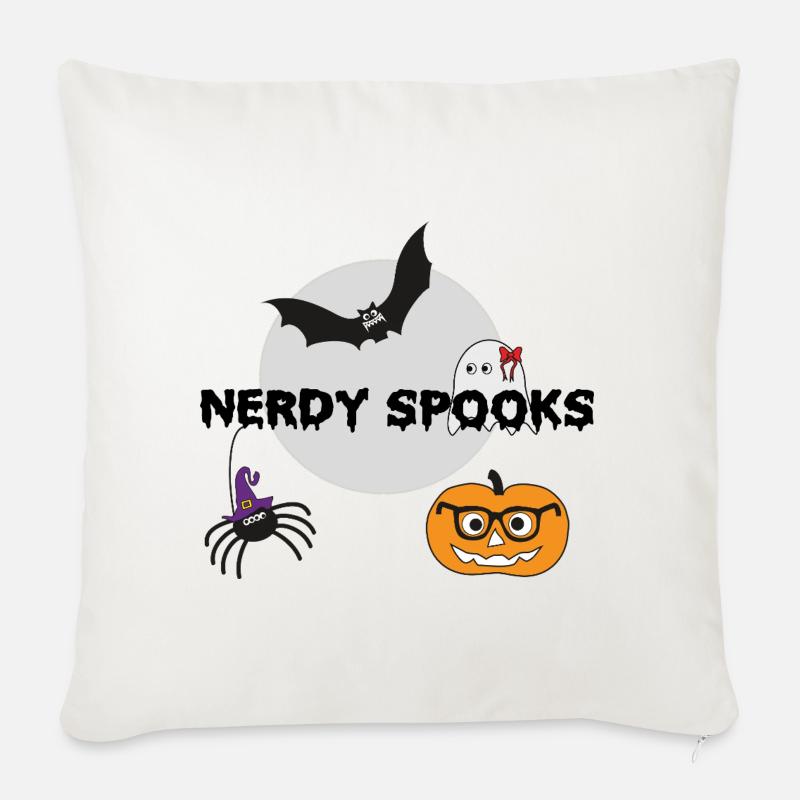 Nerdy Spooks - Sofakissen mit Füllung 45 x 45 cm - Naturweiß 