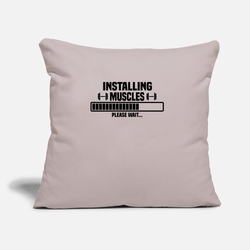 Installing muscles – please wait – bitte warten Sofakissen mit Füllung 45 x 45 cm