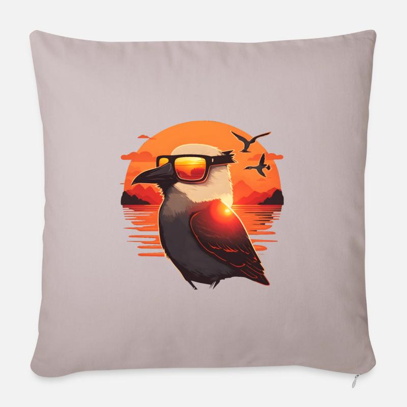 Synthwave Gull sunset - Sofakissen mit Füllung 45 x 45 cm - helles Taupe