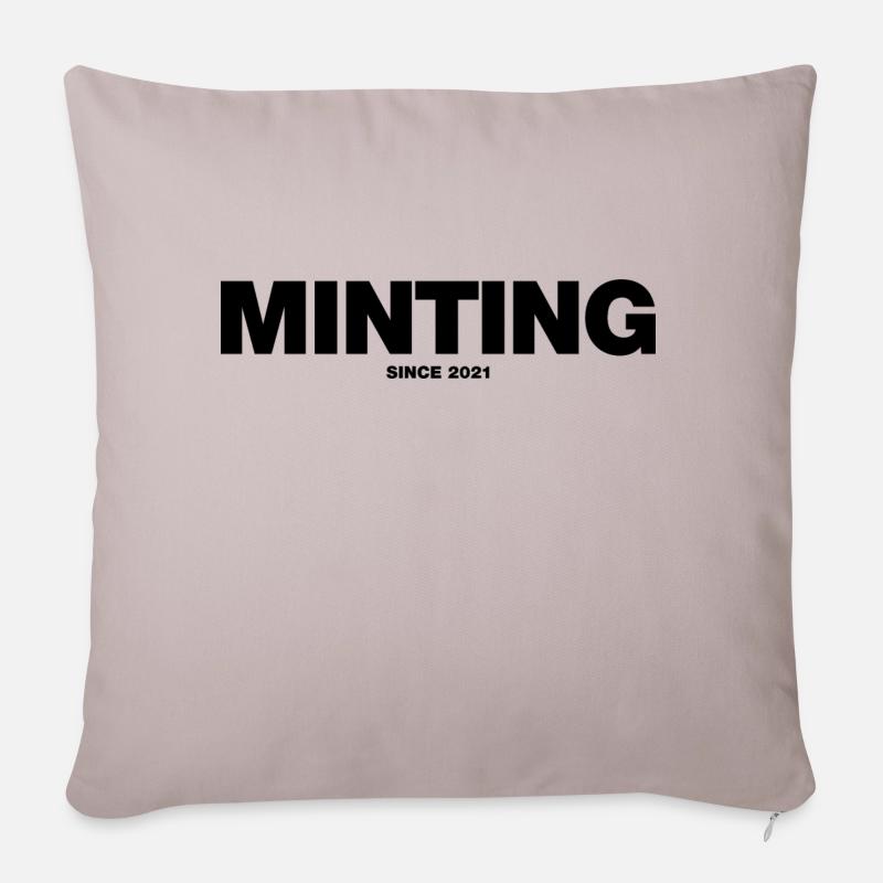 NFT Minting Since 2021 (black) - Sofakissen mit Füllung 45 x 45 cm - helles Taupe