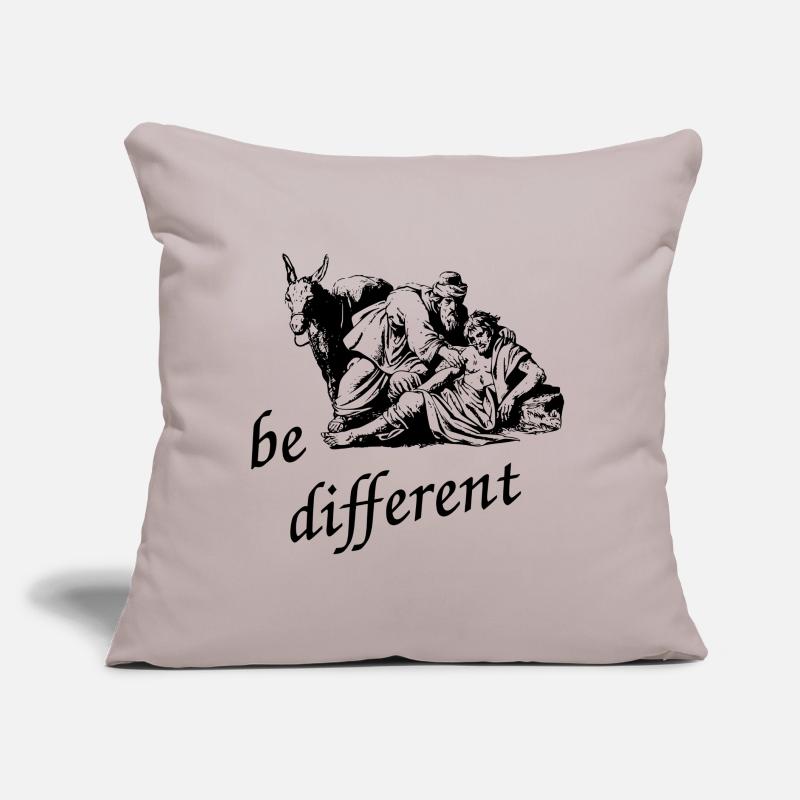 Samariter - be different Sofakissen mit Füllung 45 x 45 cm