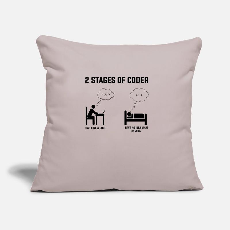 2 Stufen des Programmierers - Geschenkidee Humor Code Codierung Sofakissen mit Füllung 45 x 45 cm