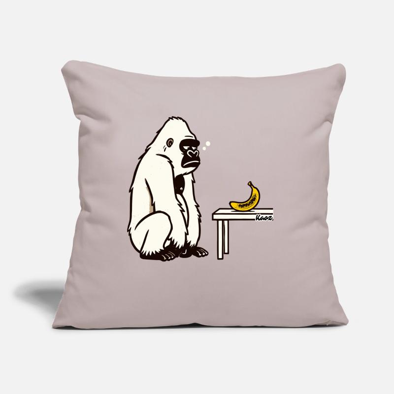Bananen oder nicht? Gorilla mit Banane Sofakissen mit Füllung 45 x 45 cm