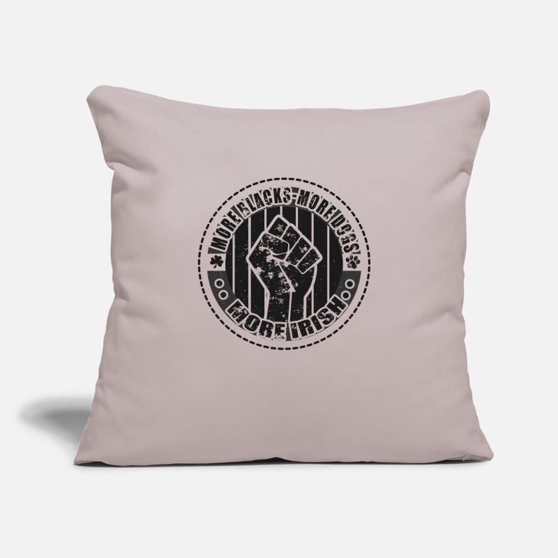 Plus de Noirs Plus de chiens Plus d’Irlandais Coussin et housse de 45 x 45 cm