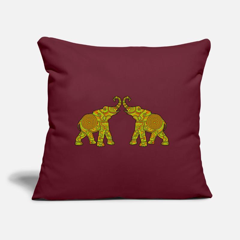 Wonderful Dot Work - Two ELEPHANTS3 Sofakissen mit Füllung 45 x 45 cm