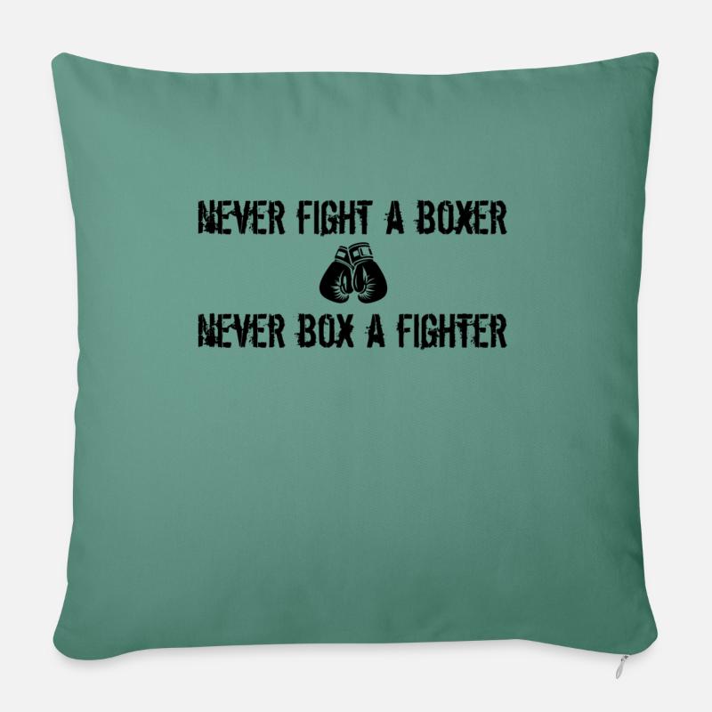 Never fight a boxer - Sofakissen mit Füllung 45 x 45 cm - Tanngrün