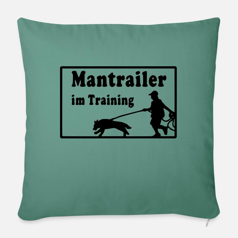 mantrailer_im_training - Sofakissen mit Füllung 45 x 45 cm - Tanngrün