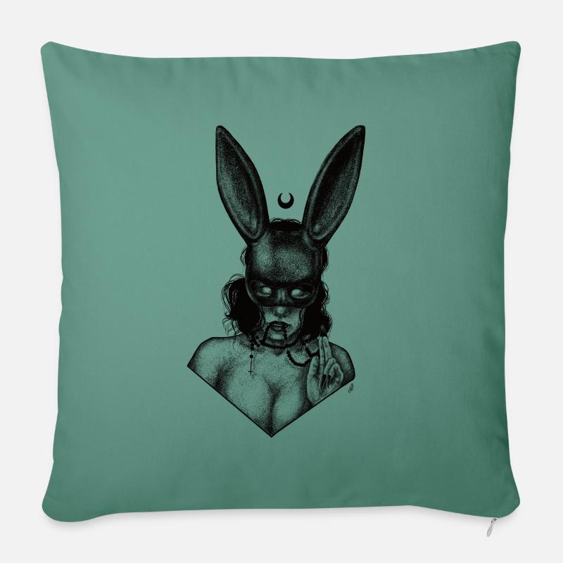 Mädchen in einer Hasenmaske - Sofakissen mit Füllung 45 x 45 cm - Tanngrün