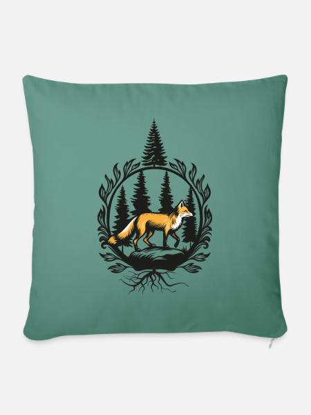 Fuchs streift durch die Wälder - Sofakissen mit Füllung 45 x 45 cm - Tanngrün