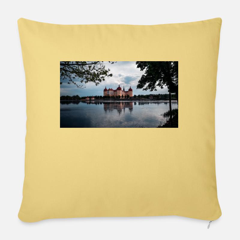 Moritzburger Schloss Dresden Sachsen - Sofakissen mit Füllung 45 x 45 cm - Hellgelb