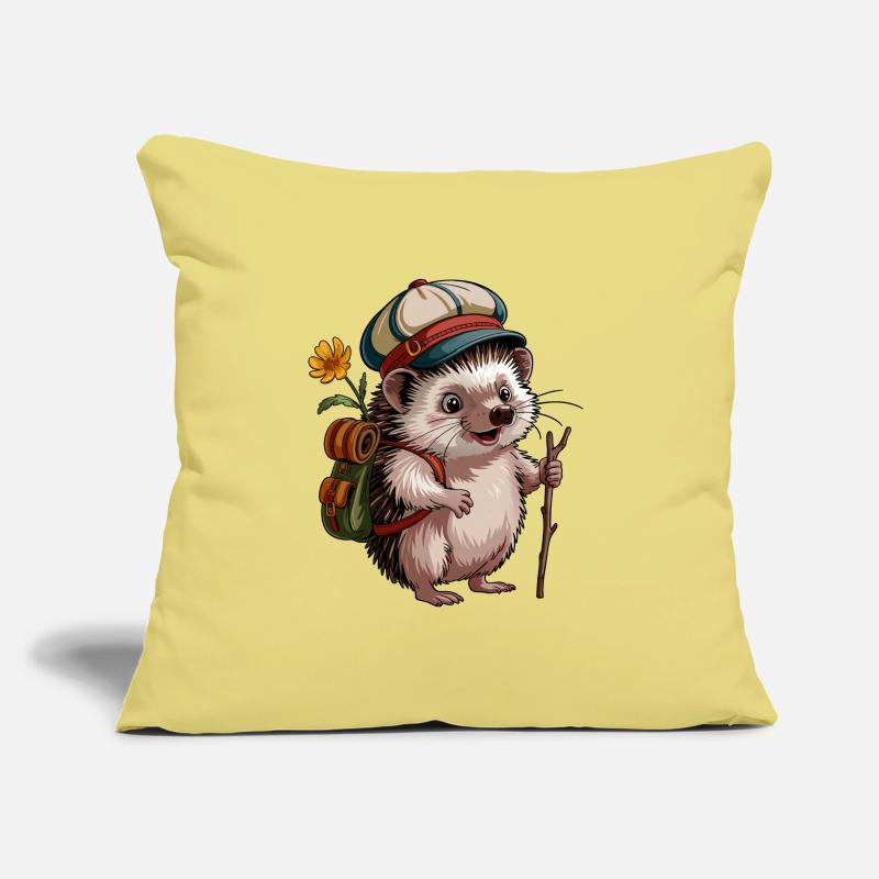 Igel mit Rucksack auf Wanderschaft Sofakissen mit Füllung 45 x 45 cm