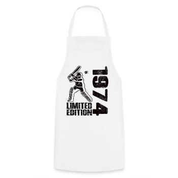 Édition limitée 1974 Édition limitée Cricket - Tablier de cuisine - blanc - Devant - AI Model Male 185 dark (185cm)