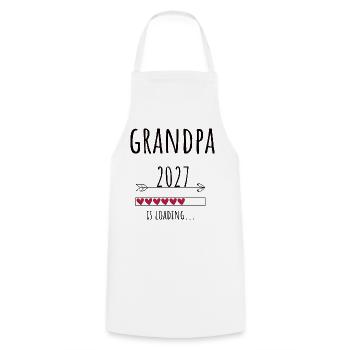 Pregnancy Announcement – Opa 2027 Geschenk - Kochschürze - Weiß - Vorne - AI Model Male 185 dark (185cm)