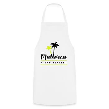 mallorca team member - Kochschürze - Weiß - Vorne - AI Model Male 185 dark (185cm)