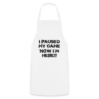 Game Paused: Gamer Statement - Kochschürze - Weiß - Vorne - AI Model Male 185 dark (185cm)