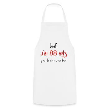 bref j'ai 88 ans pour la deuxième fois - Tablier de cuisine - blanc - Devant - AI Model Male 185 dark (185cm)