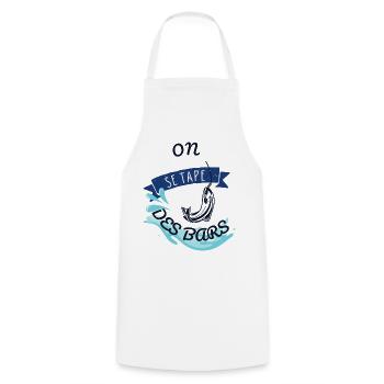 On se tape des bars. Cadeau Humour Pêcheur - Tablier de cuisine - blanc - Devant - AI Model Male 185 dark (185cm)