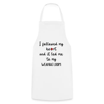 Mon cœur m’a conduit à mon métier à tisser - Tablier de cuisine - blanc - Devant - AI Model Male 185 dark (185cm)
