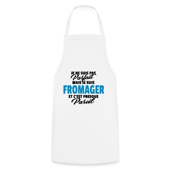 Pas parfait mais fromager - Tablier de cuisine - blanc - Devant - AI Model Male 185 dark (185cm)