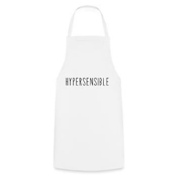 Hypersensible et fier.e - Tablier de cuisine - blanc - Devant - AI Model Male 185 dark (185cm)