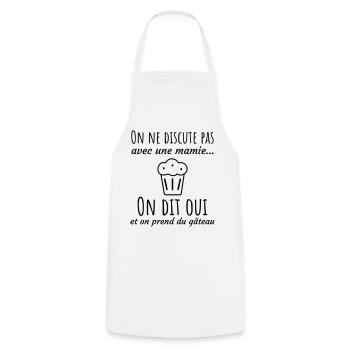 Cadeau pour mamie : On ne discute pas,humour,Drôle - Tablier de cuisine - blanc - Devant - AI Model Male 185 dark (185cm)