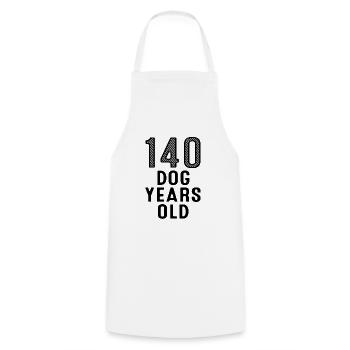 140 Chien Ans 20e Anniversaire - Tablier de cuisine - blanc - Devant - AI Model Male 185 dark (185cm)