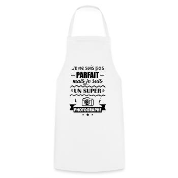 Pas parfait mais super photographe - Tablier de cuisine - blanc - Devant - AI Model Male 185 dark (185cm)